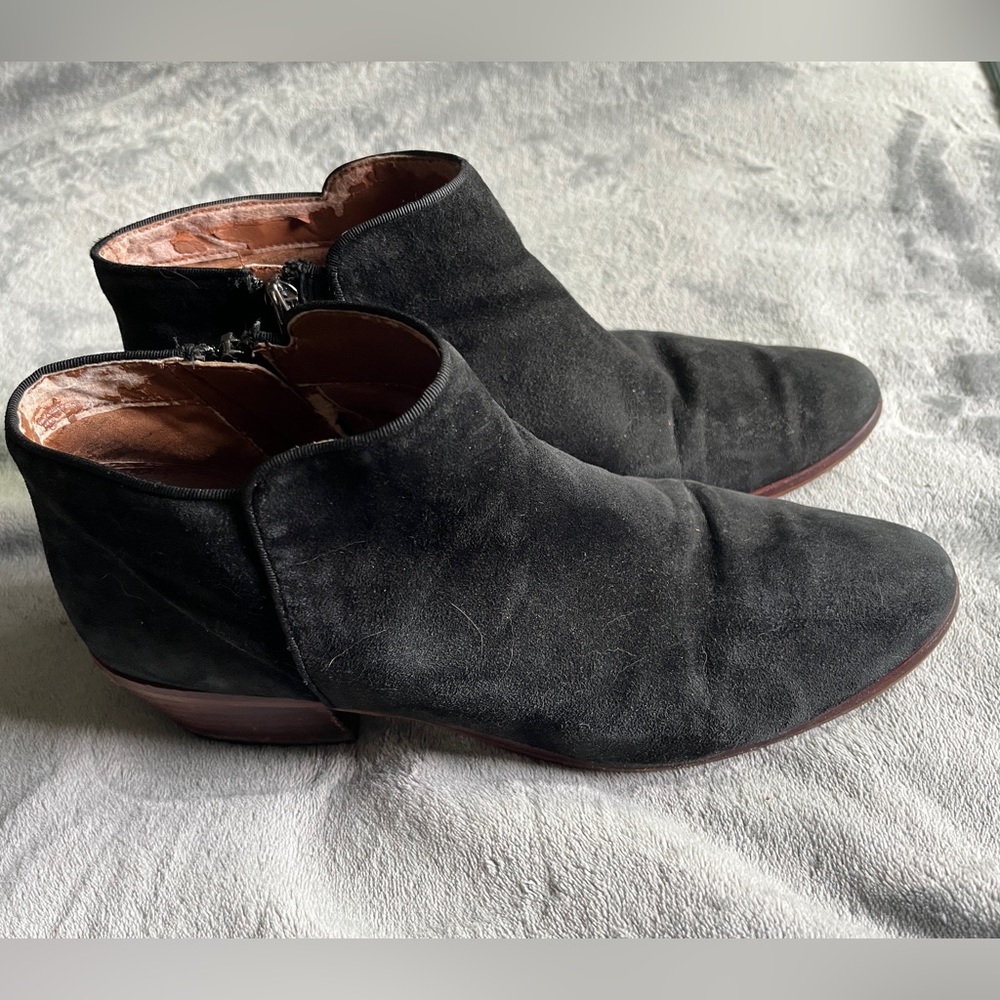 Sam Edelman 10 black suede low ankle boots booties GUC